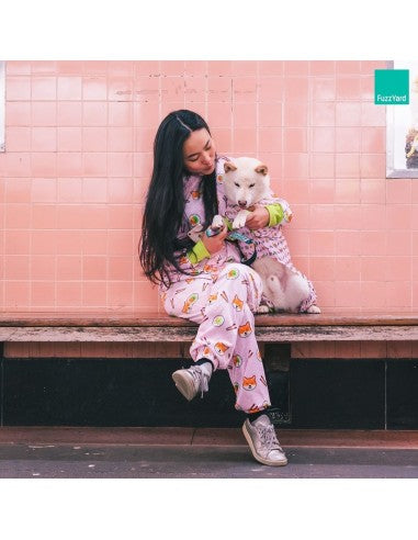 FuzzYard Dinosaur Land Einteiliger Pyjama für Menschen (Größe XS)